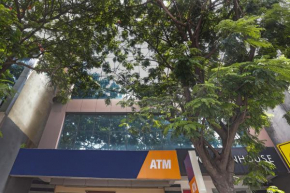 Townhouse Near Secunderabad Railway station, Yashoda Hospital, Patny centre